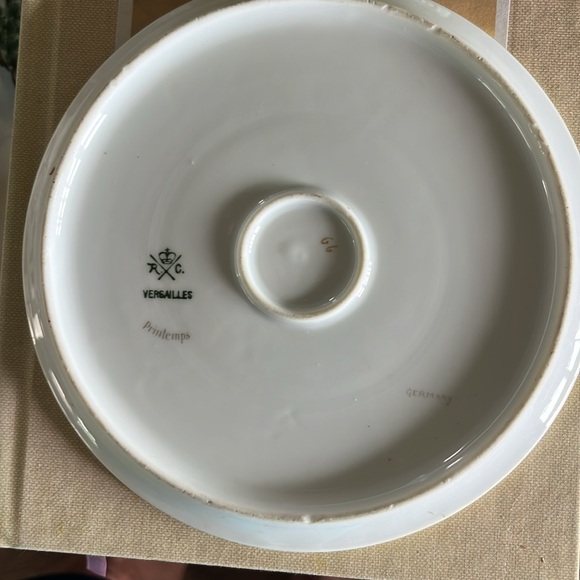 Small plate - Picture 2 of 3